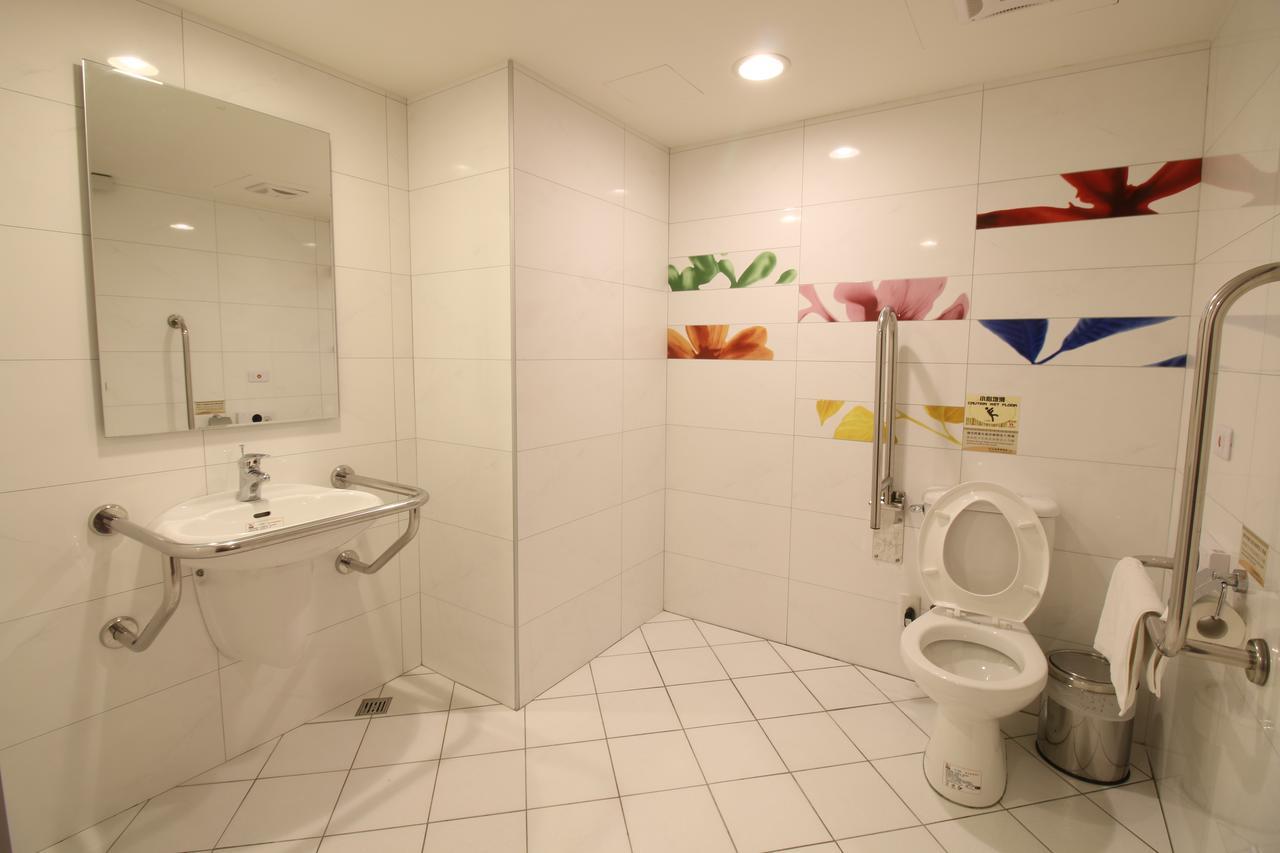 Bamboo Hotel Kaohsiung Extérieur photo