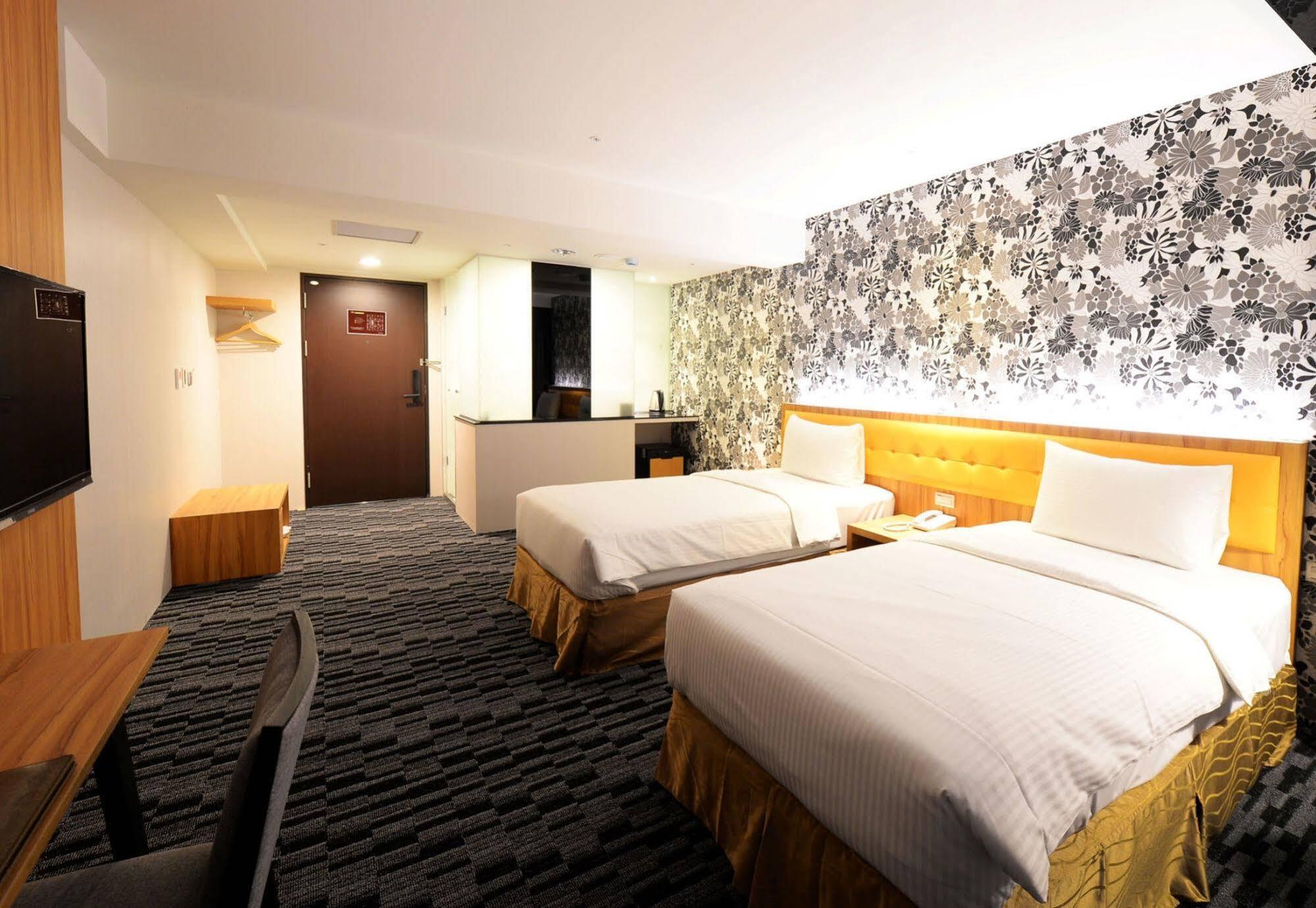Bamboo Hotel Kaohsiung Extérieur photo